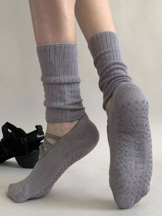 1 Pair of Yoga Socks with Sock - огляд і ціна Pilates Yoga Gifts